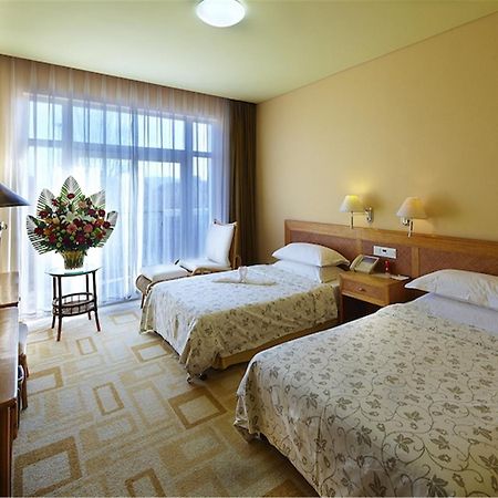 Rghcm Garden Resorts Peking Exteriör bild